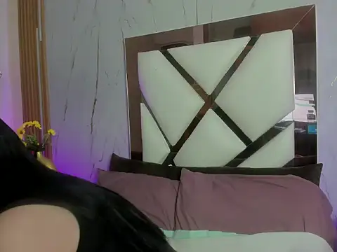 Snapshot of im_bunny__ chatting on February 17, 2026, 11:40 am im bunny online show from February 17, 2026, 11:40 am