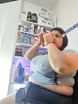 Snapshot of SafiroFer chatting on November 28, 2025, 9:15 pm SafiroFer online show from November 28, 2025, 9:15 pm