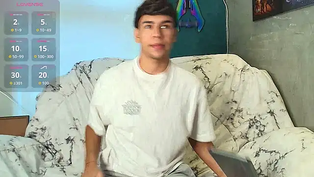 Snapshot of CHR58_ chatting on January 7, 2026, 4:23 pm CHR58 online show from January 7, 2026, 4:23 pm