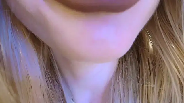 Snapshot of Politeeliza chatting on July 27, 2026, 8:49 pm Politeeliza online show from July 27, 2026, 8:49 pm