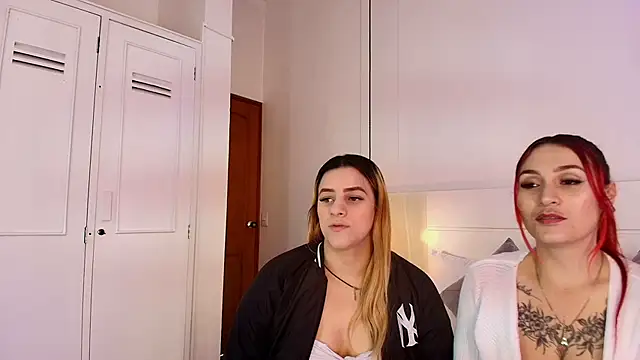 Snapshot of Dakota_Megan_69 chatting on October 8, 2025, 2:18 pm Dakota Megan 69 online show from October 8, 2025, 2:18 pm