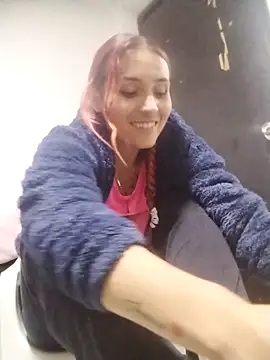 Snapshot of Dakota_Megan_69 chatting on November 21, 2025, 1:48 am Dakota Megan 69 online show from November 21, 2025, 1:48 am