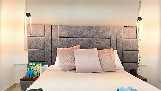 Snapshot of Dakota_Megan_69 chatting on November 26, 2025, 12:49 pm Dakota Megan 69 online show from November 26, 2025, 12:49 pm