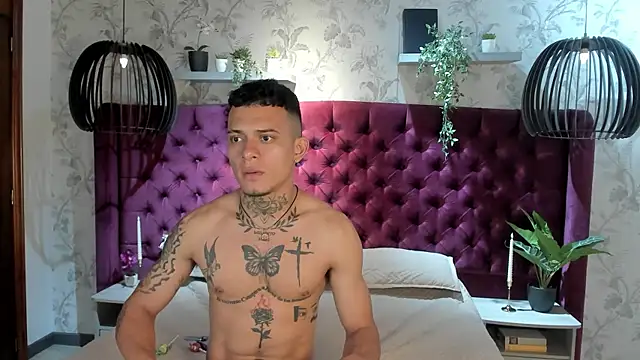 MrJustin  online show from November 16, 2025, 8:46 pm