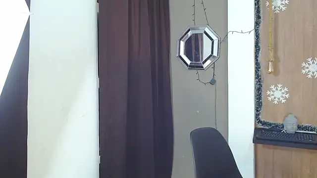 Snapshot of miss_leidy_ chatting on January 17, 2026, 12:58 am miss leidy online show from January 17, 2026, 12:58 am