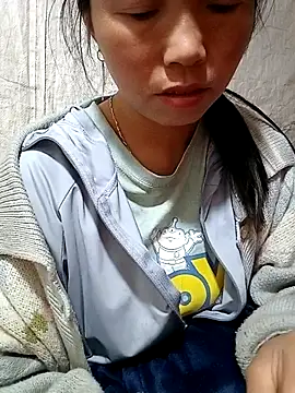 Snapshot of hera-00 chatting on December 1, 2025, 10:54 pm hera-00 online show from December 1, 2025, 10:54 pm