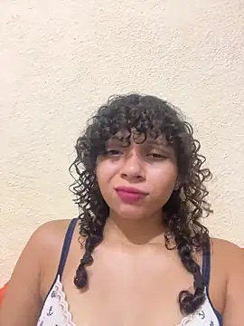 Snapshot of Casal-foda_braba chatting on April 6, 2026, 2:51 am Casal-foda braba online show from April 6, 2026, 2:51 am