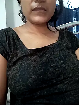 Snapshot of Hot-Jasmin chatting on October 28, 2025, 2:45 am Hot-Jasmin online show from October 28, 2025, 2:45 am