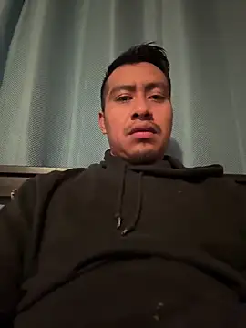 Snapshot of juniorl1 chatting on December 16, 2025, 5:17 pm juniorl1 online show from December 16, 2025, 5:17 pm