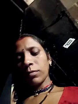 Snapshot of Xx_pooja chatting on October 5, 2025, 1:13 pm Xx pooja online show from October 5, 2025, 1:13 pm