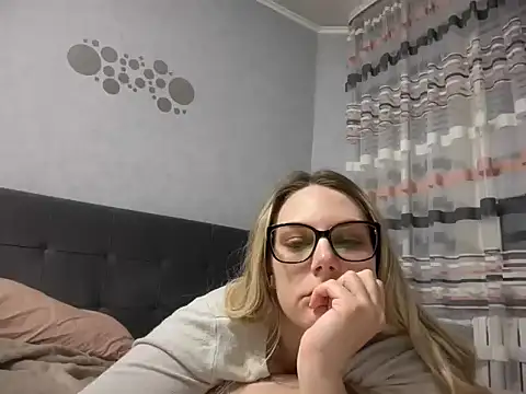 Snapshot of NikexPretty chatting on March 12, 2026, 6:01 pm NikexPretty online show from March 12, 2026, 6:01 pm