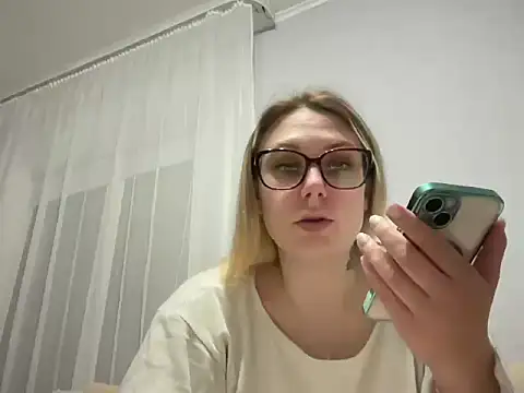 Snapshot of NikexPretty chatting on April 3, 2026, 6:36 pm NikexPretty online show from April 3, 2026, 6:36 pm