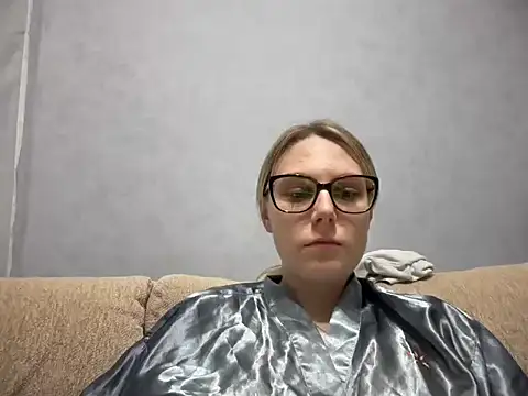 Snapshot of NikexPretty chatting on May 3, 2026, 8:34 pm NikexPretty online show from May 3, 2026, 8:34 pm