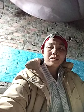 me-cute online show from December 1, 2025, 11:05 pm