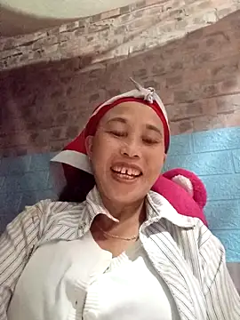 me-cute online show from November 14, 2025, 8:01 pm