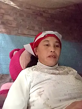 me-cute online show from November 13, 2025, 4:55 pm