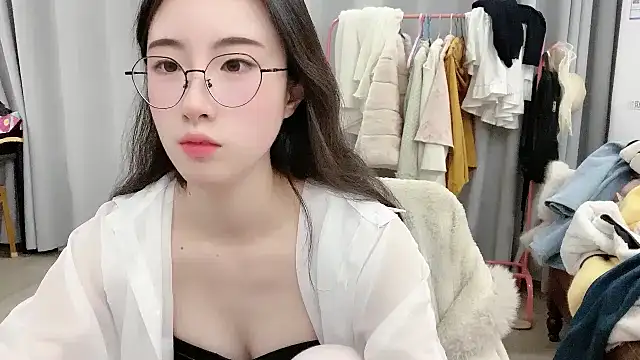 Freya7777 online show from November 19, 2025, 3:01 pm