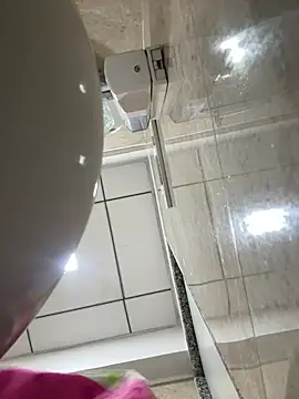 Snapshot of HeerStd chatting on January 14, 2026, 4:21 pm HeerStd online show from January 14, 2026, 4:21 pm