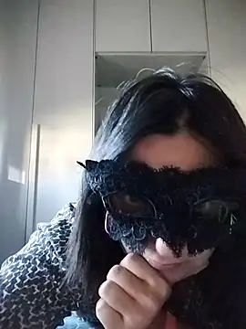 caldaevogliosa81 online show from October 3, 2025, 8:38 am