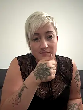 Rozendefotz online show from October 4, 2025, 10:28 am