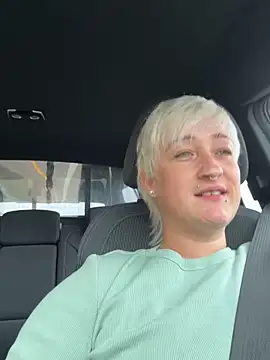 Rozendefotz online show from March 15, 2026, 11:06 am