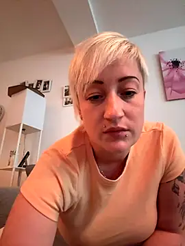 Rozendefotz online show from September 21, 2025, 4:23 pm