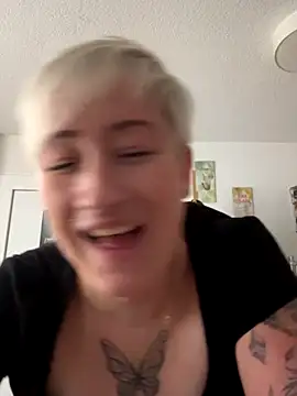 Rozendefotz online show from October 8, 2025, 8:16 am