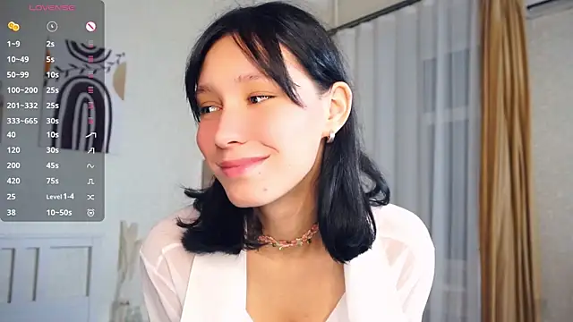 IrenePlamer online show from September 20, 2025, 7:41 pm