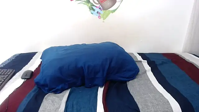 Snapshot of XSexySnow30XX chatting on November 20, 2025, 9:21 am XSexySnow30XX online show from November 20, 2025, 9:21 am