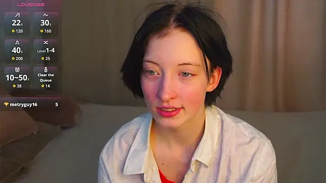 JuanaFriesz online show from February 7, 2026, 9:17 am