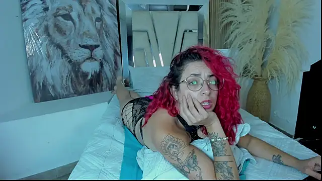 RoxanneStorm  online show from January 5, 2026, 5:27 pm