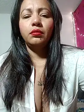 Snapshot of agatha_sluttylatina chatting on April 1, 2026, 8:59 am agatha sluttylatina online show from April 1, 2026, 8:59 am