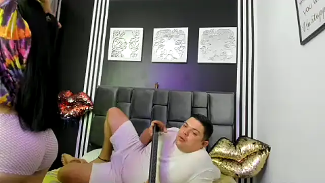 Hornycouple Hot online show from September 23, 2025, 12:56 pm