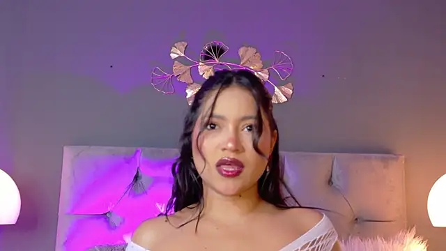 kendalFox  online show from April 11, 2026, 12:51 am