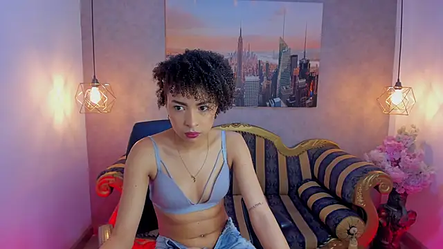 Lucia jane online show from October 24, 2025, 7:46 pm