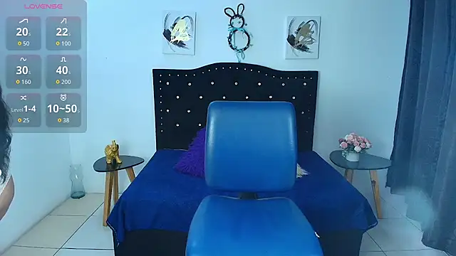 Snapshot of SammySmall_F_w chatting on November 20, 2025, 10:31 pm SammySmall F w online show from November 20, 2025, 10:31 pm