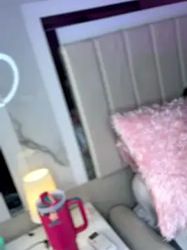 Emiily Moore1 online show from October 5, 2025, 1:51 am