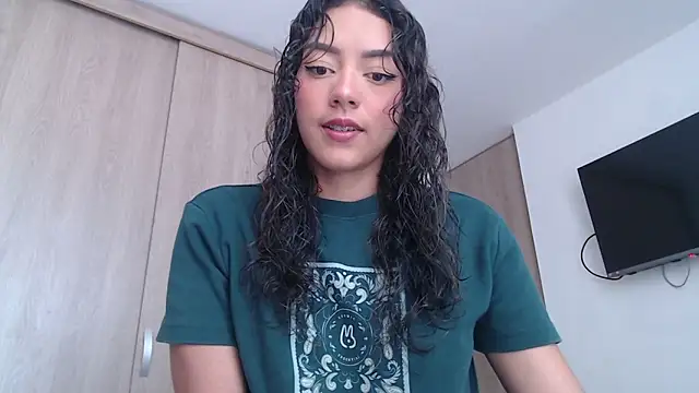 Snapshot of WendySuns_ chatting on November 26, 2025, 5:13 pm WendySuns online show from November 26, 2025, 5:13 pm