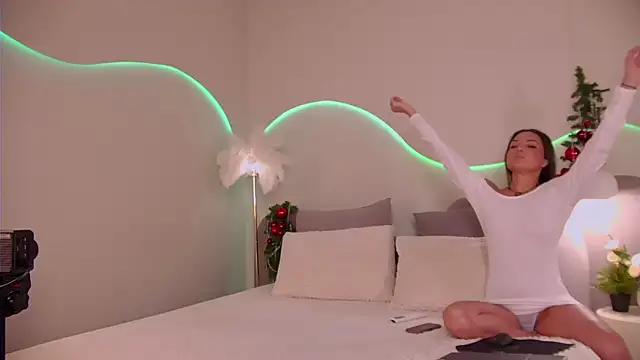 Snapshot of NicolSpace chatting on December 23, 2025, 3:39 am NicolSpace online show from December 23, 2025, 3:39 am