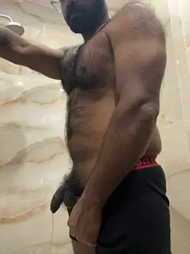 DJLOVE280825 online show from April 28, 2026, 10:36 pm