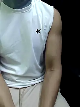 chocolate alone online show from November 4, 2025, 7:12 am