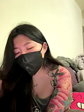 Snapshot of flower520hua chatting on November 5, 2025, 6:11 pm flower520hua online show from November 5, 2025, 6:11 pm