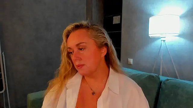 Sky Kuper online show from November 2, 2025, 11:43 pm