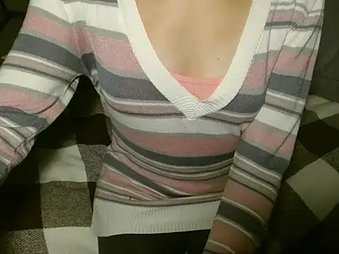 Snapshot of LorraineOSun chatting on October 11, 2025, 7:15 pm LorraineOSun online show from October 11, 2025, 7:15 pm