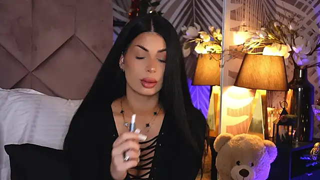 EvaRhea online show from December 15, 2025, 3:56 am