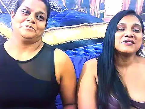 Snapshot of IndianSexyLady4u chatting on October 29, 2025, 6:56 am IndianSexyLady4u online show from October 29, 2025, 6:56 am