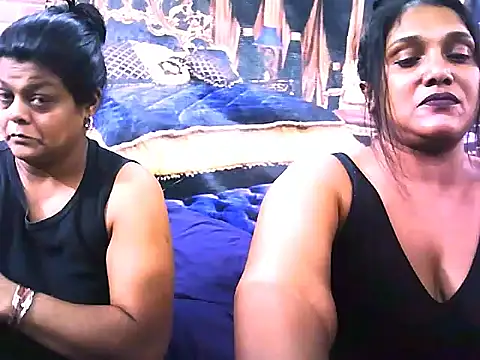 Snapshot of IndianSexyLady4u chatting on November 29, 2025, 7:52 am IndianSexyLady4u online show from November 29, 2025, 7:52 am