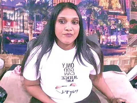 Snapshot of IndianSexyLady4u chatting on October 23, 2025, 3:21 pm IndianSexyLady4u online show from October 23, 2025, 3:21 pm