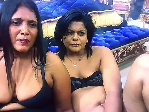 Snapshot of IndianSexyLady4u chatting on November 13, 2025, 10:30 am IndianSexyLady4u online show from November 13, 2025, 10:30 am