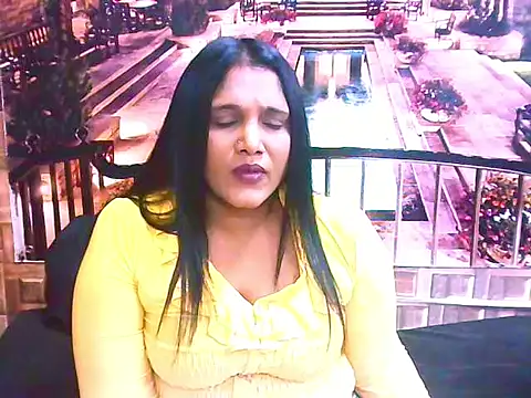 Snapshot of IndianSexyLady4u chatting on October 21, 2025, 5:51 am IndianSexyLady4u online show from October 21, 2025, 5:51 am